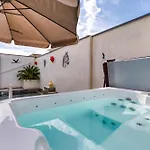 6 Personnes Avec Piscine * Pérols